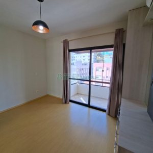 Apto Mobiliado com 48m², 1 dormitório, 1 vaga, no bairro Centro em Caxias do Sul para Alugar