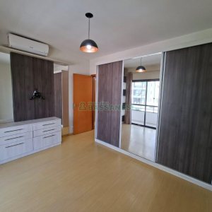 Apto Mobiliado com 48m², 1 dormitório, 1 vaga, no bairro Centro em Caxias do Sul para Alugar