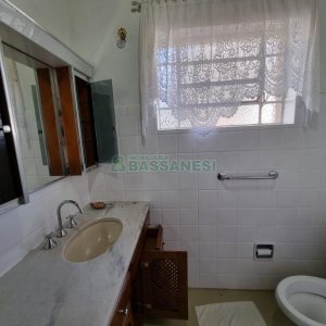 Casa com 263m², no bairro São Pelegrino em Caxias do Sul para Comprar