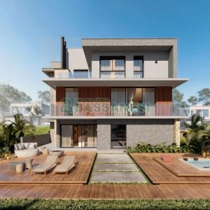 Casa com 369m², 3 dormitórios, 4 vagas, no bairro Interlagos em Caxias do Sul para Comprar