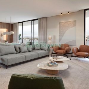 Casa com 369m², 3 dormitórios, 4 vagas, no bairro Interlagos em Caxias do Sul para Comprar