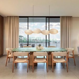 Casa com 369m², 3 dormitórios, 4 vagas, no bairro Interlagos em Caxias do Sul para Comprar