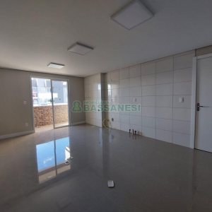 Apartamento com 53m², 2 dormitórios, 1 vaga, no bairro Vila Verde em Caxias do Sul para Comprar