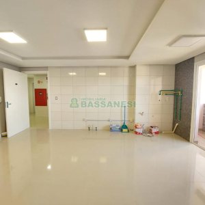 Apartamento com 53m², 2 dormitórios, 1 vaga, no bairro Vila Verde em Caxias do Sul para Comprar