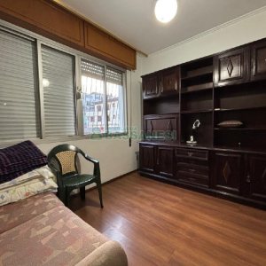 Apto Mobiliado com 136m², 3 dormitórios, 1 vaga, no bairro Exposição em Caxias do Sul para Comprar