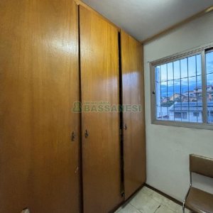 Apto Mobiliado com 136m², 3 dormitórios, 1 vaga, no bairro Exposição em Caxias do Sul para Comprar