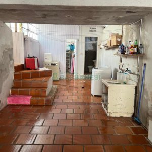 Casa com 120m², 3 dormitórios, 3 vagas, no bairro Floresta em Caxias do Sul para Comprar