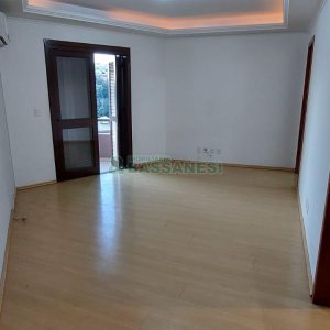 Apartamento com 97m², 3 dormitórios, 1 vaga, no bairro Universitário em Caxias do Sul para Alugar