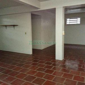 Loja com 120m², 2 vagas, no bairro Vila Verde em Caxias do Sul para Alugar