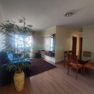 Apto Mobiliado com 80m², 2 dormitórios, 1 vaga, no bairro Lourdes em Caxias do Sul para Comprar