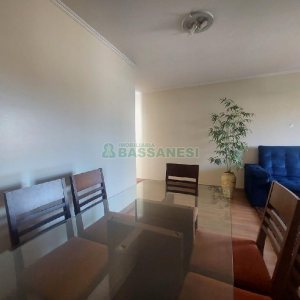Apto Mobiliado com 80m², 2 dormitórios, 1 vaga, no bairro Lourdes em Caxias do Sul para Comprar