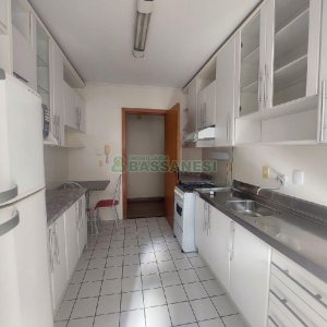 Apto Mobiliado com 80m², 2 dormitórios, 1 vaga, no bairro Lourdes em Caxias do Sul para Comprar