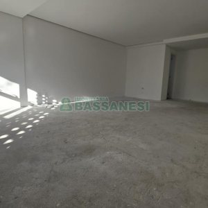Sala com 53m², 1 vaga, no bairro Exposição em Caxias do Sul para Comprar