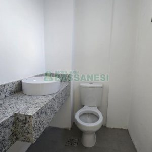 Sala com 53m², 1 vaga, no bairro Exposição em Caxias do Sul para Comprar