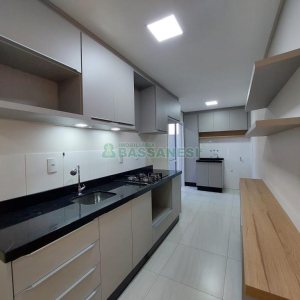 Apartamento com 70m², 2 dormitórios, 2 vagas, no bairro Vila Verde em Caxias do Sul para Alugar