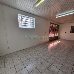 Loja com 75m², no bairro Cruzeiro em Caxias do Sul para Alugar