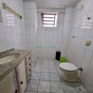 Loja com 75m², no bairro Cruzeiro em Caxias do Sul para Alugar