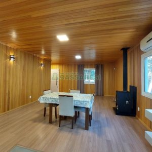 Chácara com 230m², 3 dormitórios, 3 vagas, no bairro São Virgílio em Caxias do Sul para Comprar