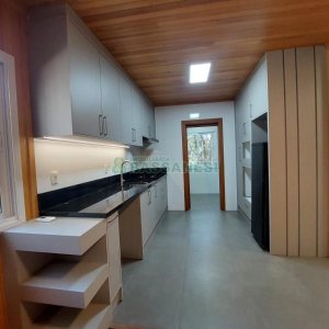 Chácara com 230m², 3 dormitórios, 3 vagas, no bairro São Virgílio em Caxias do Sul para Comprar