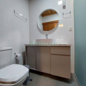 Chácara com 230m², 3 dormitórios, 3 vagas, no bairro São Virgílio em Caxias do Sul para Comprar