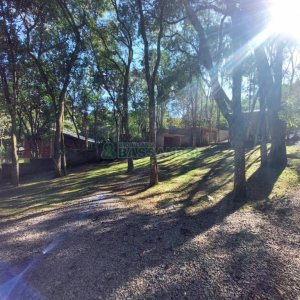 Chácara com 230m², 3 dormitórios, 3 vagas, no bairro São Virgílio em Caxias do Sul para Comprar