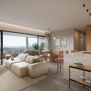 Apartamento com 128m², 3 dormitórios, 2 vagas, no bairro Exposição em Caxias do Sul para Comprar