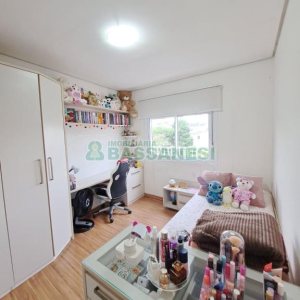 Apartamento com 70m², 2 dormitórios, 2 vagas, no bairro Ana Rech em Caxias do Sul para Comprar