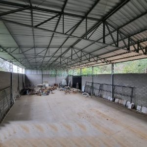 Pavilhão com 460m², no bairro Linha Feijo em Caxias do Sul para Alugar
