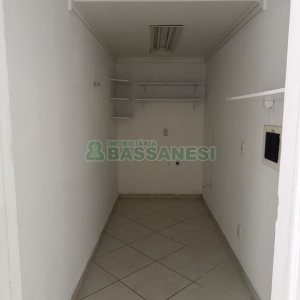 Sala com 103m², no bairro Centro em Caxias do Sul para Alugar