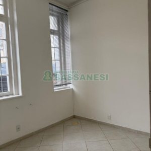 Sala com 103m², no bairro Centro em Caxias do Sul para Alugar