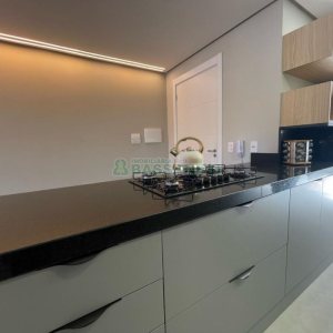Apartamento com 87m², 2 dormitórios, 2 vagas, no bairro Santa Catarina em Caxias do Sul para Comprar