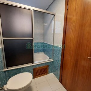 Apto Mobiliado com 90m², 2 dormitórios, 1 vaga, no bairro Madureira em Caxias do Sul para Alugar