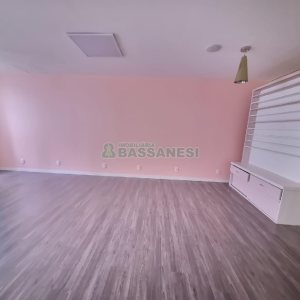 Casa Comercial com 120m², no bairro Exposição em Caxias do Sul para Alugar