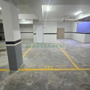Sala com 81m², 1 vaga, no bairro Exposição em Caxias do Sul para Comprar