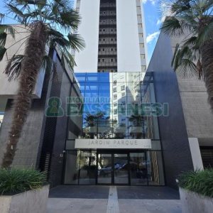 Sala com 81m², 1 vaga, no bairro Exposição em Caxias do Sul para Comprar