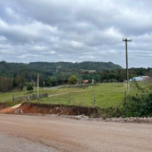 Chácara com 38200m², 3 dormitórios, no bairro Interior em São Marcos para Comprar