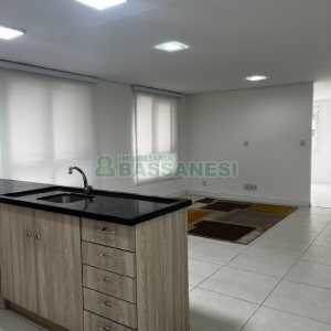 Apto Mobiliado com 54m², 1 dormitório, 1 vaga, no bairro Centro em Caxias do Sul para Alugar