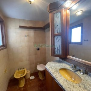 Apartamento com 180m², 3 dormitórios, 1 vaga, no bairro Cristo Redentor em Caxias do Sul para Alugar ou Comprar