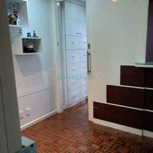 Sala com 33m², no bairro Centro em Caxias do Sul para Comprar