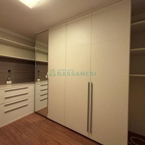 Apto Mobiliado com 120m², 3 dormitórios, 2 vagas, no bairro Panazzolo em Caxias do Sul para Alugar