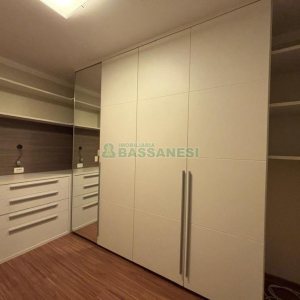 Apto Mobiliado com 120m², 3 dormitórios, 2 vagas, no bairro Panazzolo em Caxias do Sul para Alugar