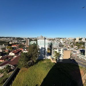 Apartamento com 97m², 2 dormitórios, 2 vagas, no bairro Jardim América em Caxias do Sul para Comprar