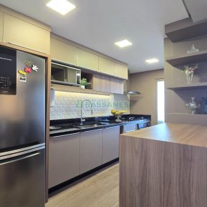 Apto Mobiliado com 97m², 2 dormitórios, 2 vagas, no bairro Jardim América em Caxias do Sul para Comprar