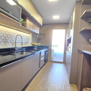 Apto Mobiliado com 97m², 2 dormitórios, 2 vagas, no bairro Jardim América em Caxias do Sul para Comprar