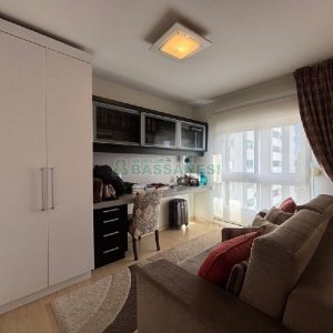 Apto Mobiliado com 83m², 2 dormitórios, 2 vagas, no bairro Rio Branco em Caxias do Sul para Alugar