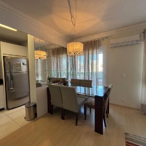 Apto Mobiliado com 83m², 2 dormitórios, 2 vagas, no bairro Rio Branco em Caxias do Sul para Alugar