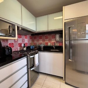 Apto Mobiliado com 83m², 2 dormitórios, 2 vagas, no bairro Rio Branco em Caxias do Sul para Alugar