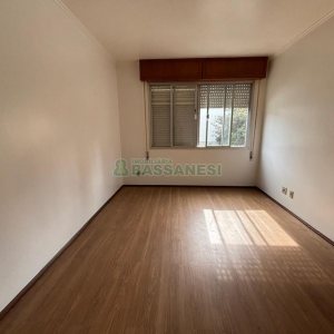 Apartamento com 136m², 3 dormitórios, 1 vaga, no bairro Exposição em Caxias do Sul para Comprar