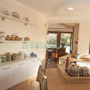 Casa com 496m², 4 dormitórios, 6 vagas, no bairro Colina Sorriso em Caxias do Sul para Comprar