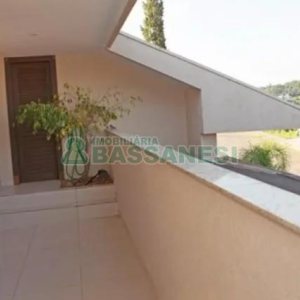 Casa com 496m², 4 dormitórios, 6 vagas, no bairro Colina Sorriso em Caxias do Sul para Comprar